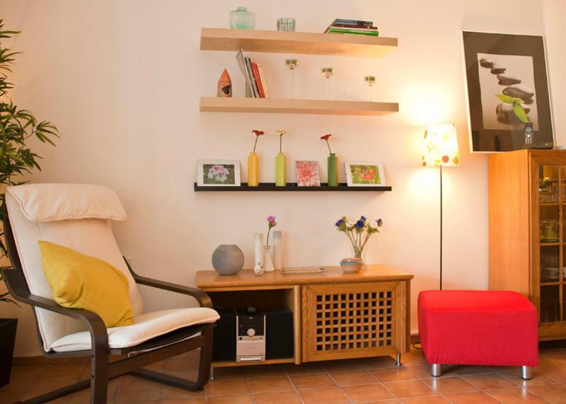 Comfortable Garden Apt Near Vouliagmeni Beach Athens Ngoại thất bức ảnh