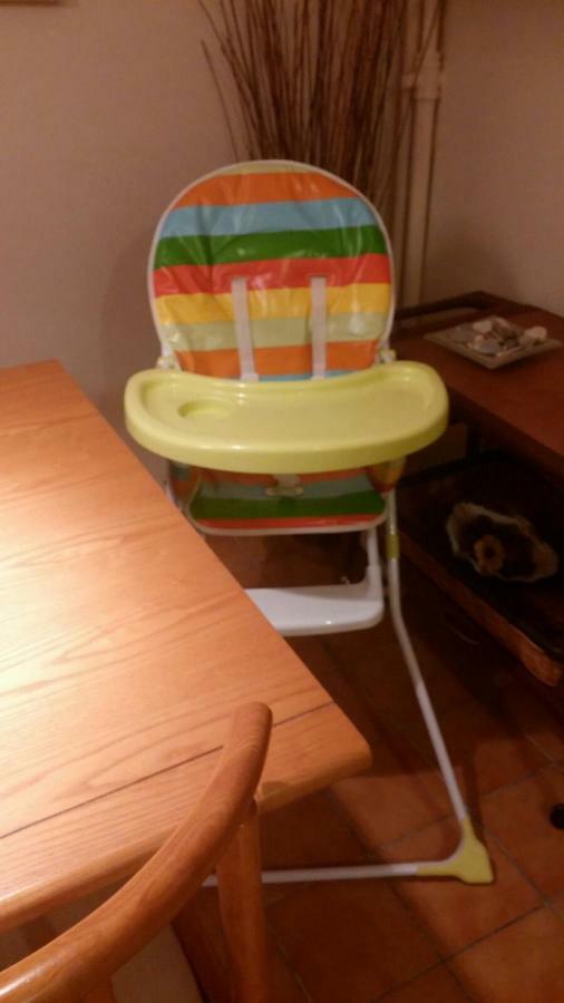 Comfortable Garden Apt Near Vouliagmeni Beach Athens Ngoại thất bức ảnh